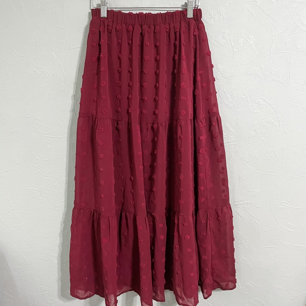 IJOAH Burgundy Swiss Dot Elastic Waist Midi Skirt